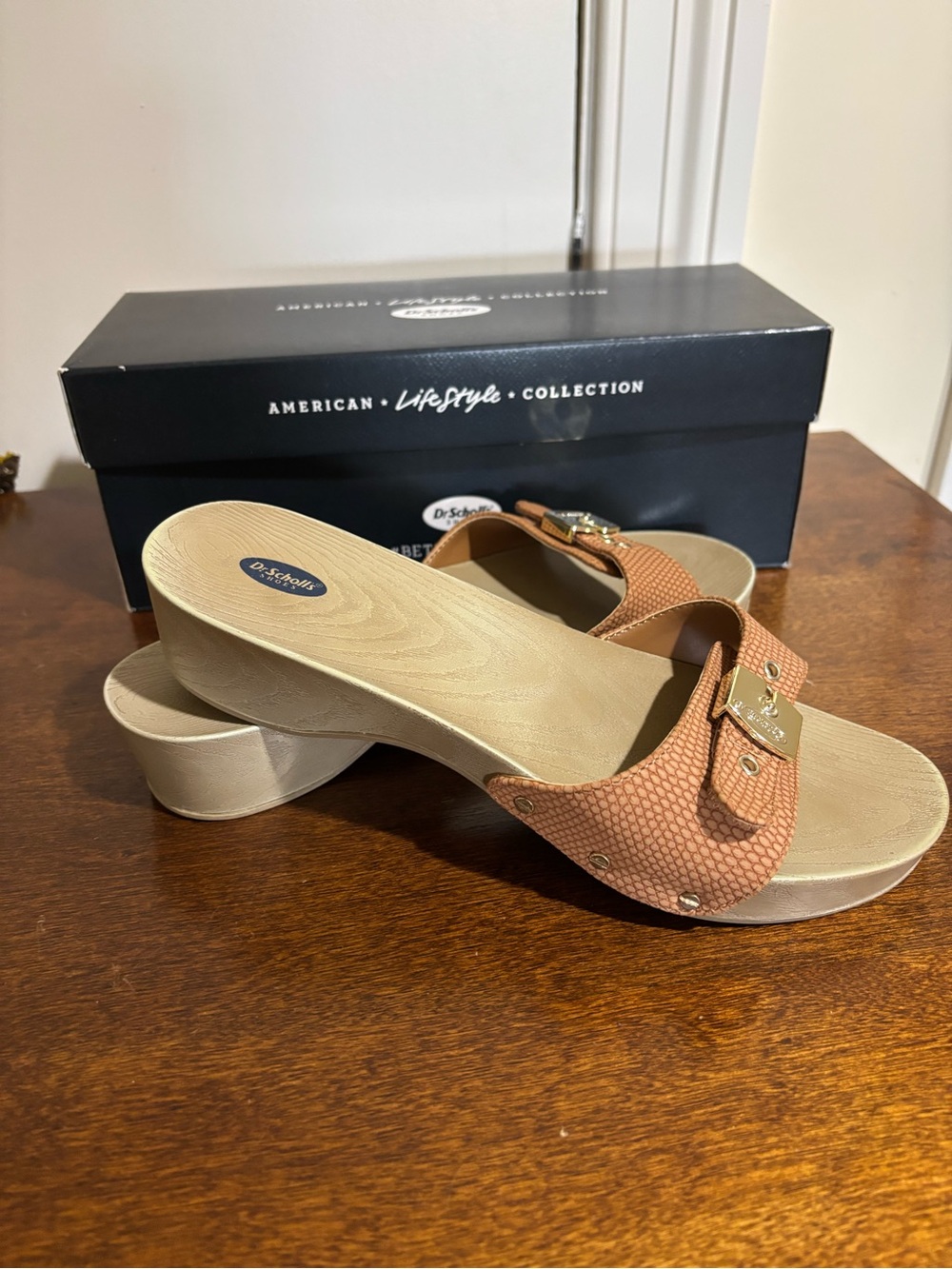 Dr. Scholl's Tan Textured Platform Slide Mules with Gold Accent